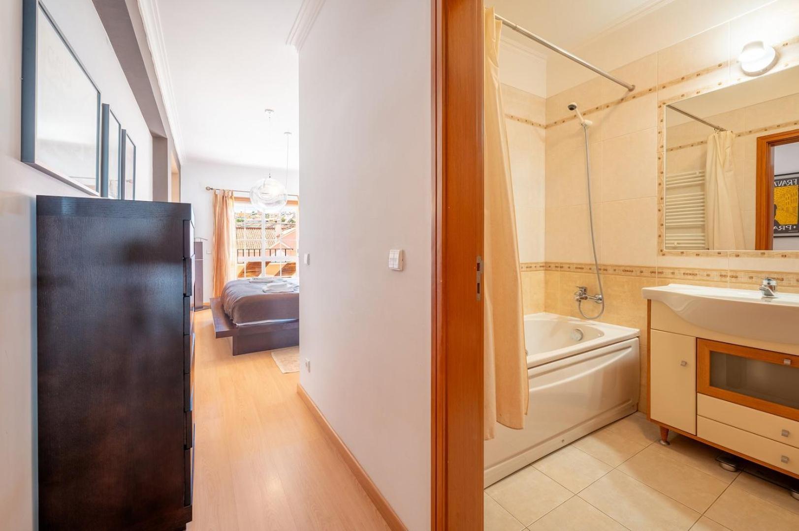 Guestready - Spacious Residence In Oeiras Barcarena Eksteriør billede