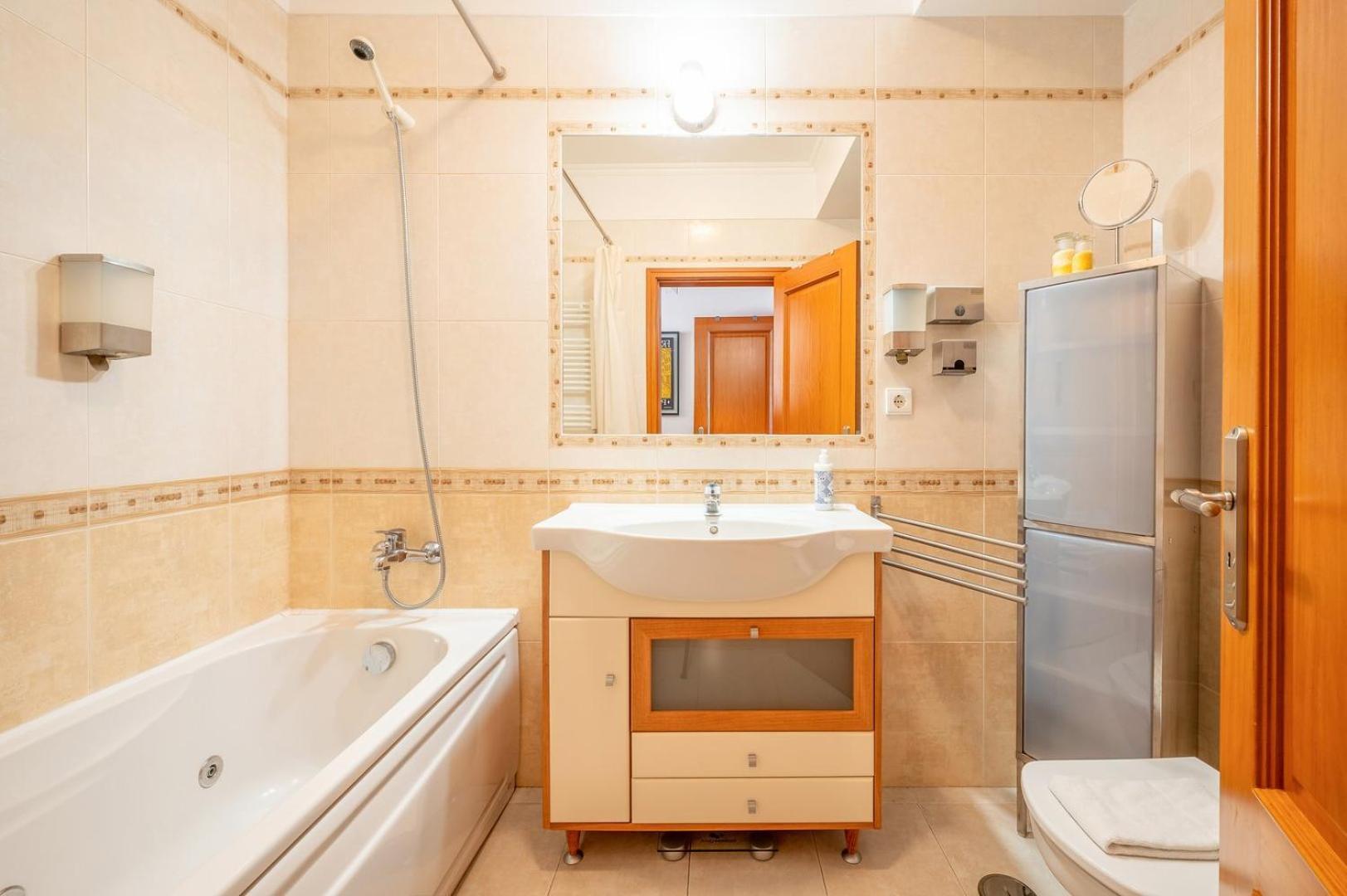 Guestready - Spacious Residence In Oeiras Barcarena Eksteriør billede