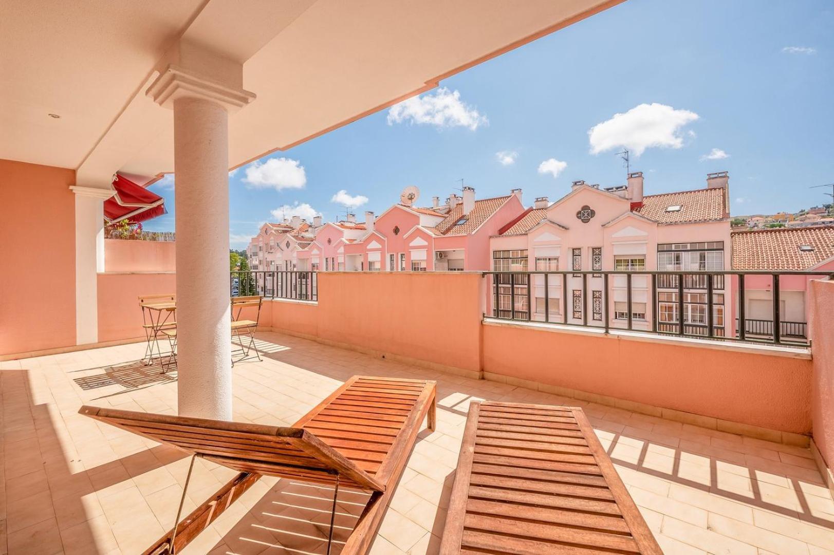 Guestready - Spacious Residence In Oeiras Barcarena Eksteriør billede